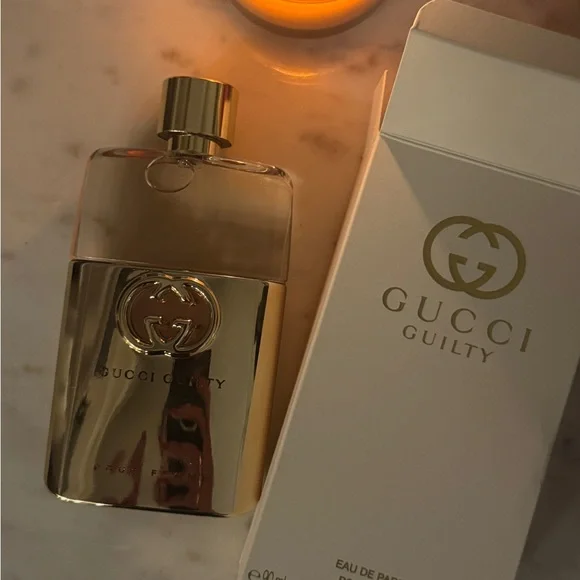 Gucci Guilty Pour Femme - Eau de Parfum - Picture 2 of 7
